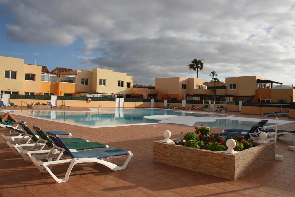 Anju Villas Los Delfines Bravo'S Apartments Corralejo Esterno foto