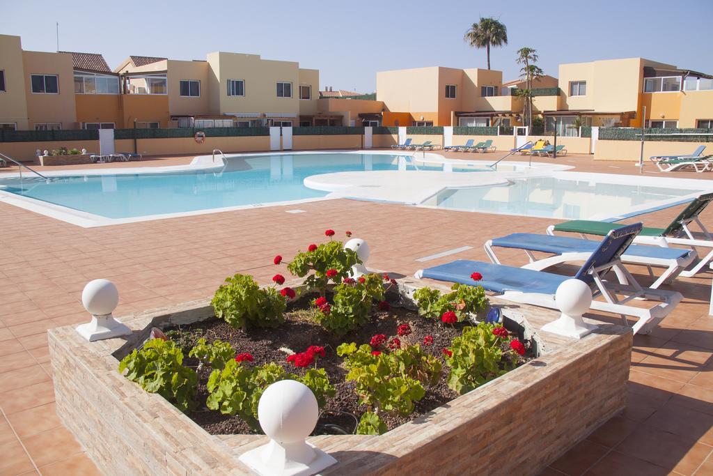Anju Villas Los Delfines Bravo'S Apartments Corralejo Esterno foto