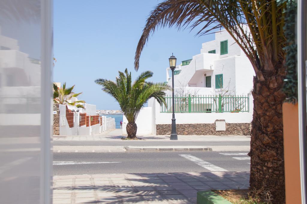 Anju Villas Los Delfines Bravo'S Apartments Corralejo Esterno foto